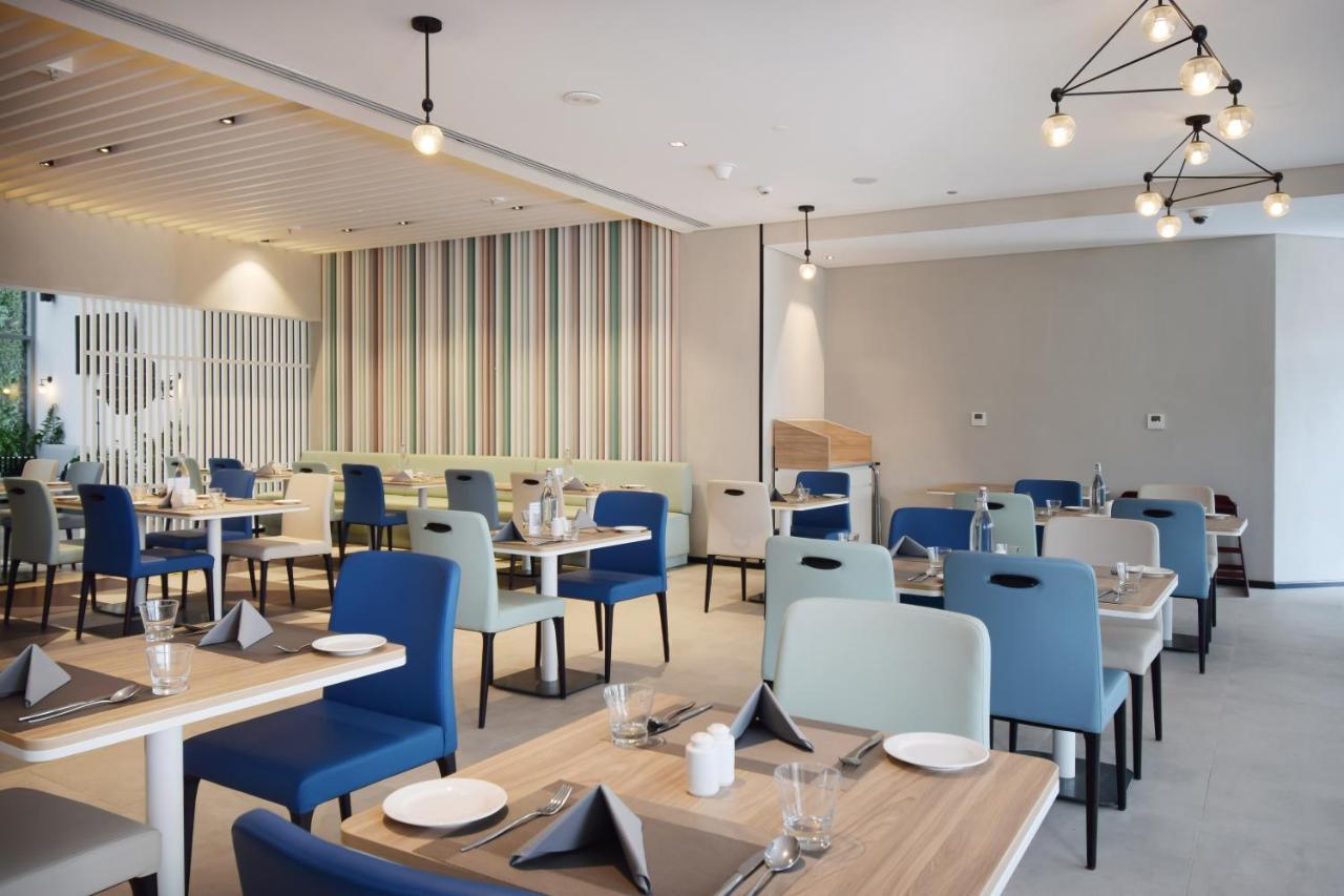 Lemon Tree Hotel, Jumeirah Dubai Exterior photo